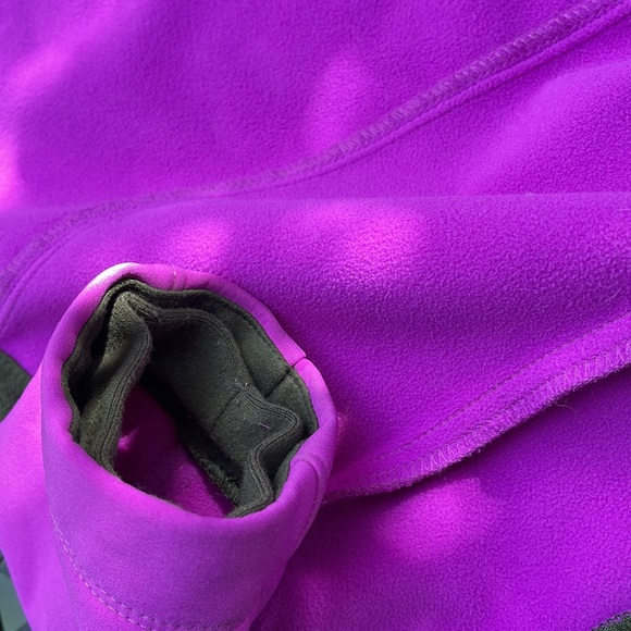 North Face Jacket - Picture 12 of 15